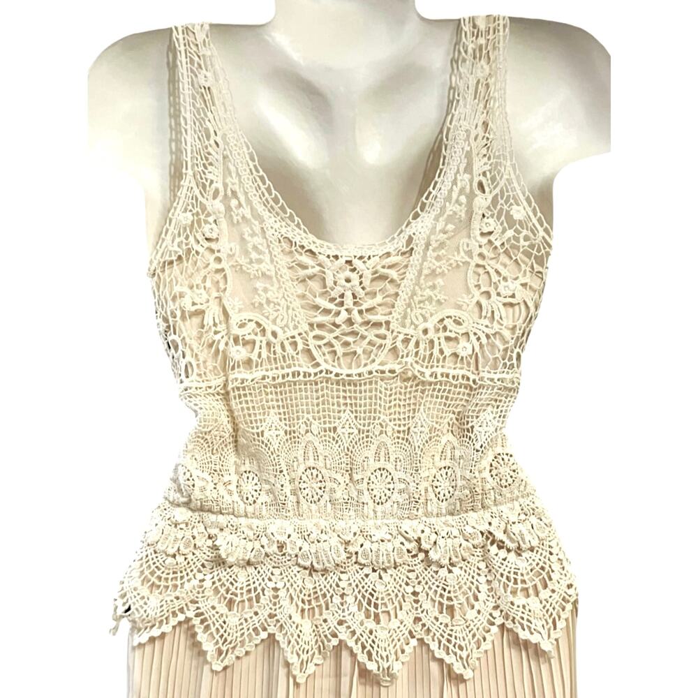 Willow & Clay Women's Cream Crochet Pleated Skirt Lined Mini Dress SZ XS NWT - Picture 5 of 13